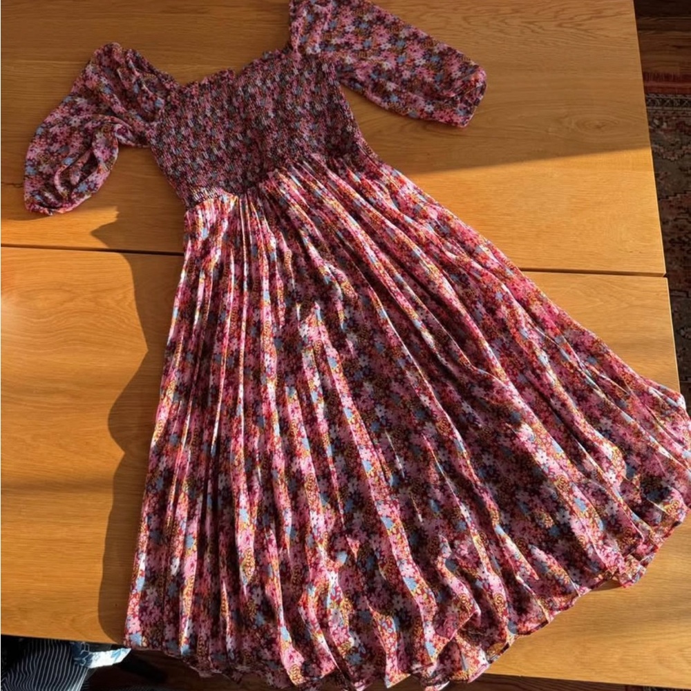 BCBGeneration Pink Pleated Dress with Puff Sleeves
